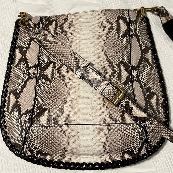 Isabel Marant embossed leather cross body bag - Picture 4 of 8